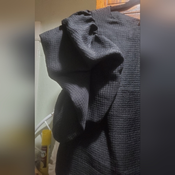 Top - Picture 4 of 4